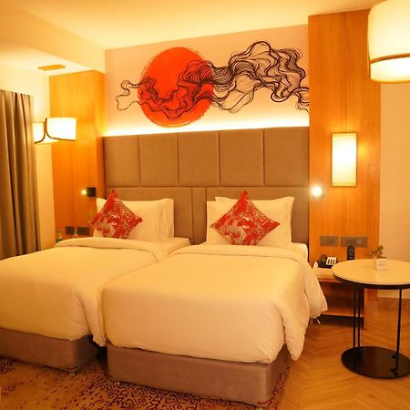Ramada By Wyndham Gorakhpur Gorakhnath Mandir Road Hotel Exterior photo